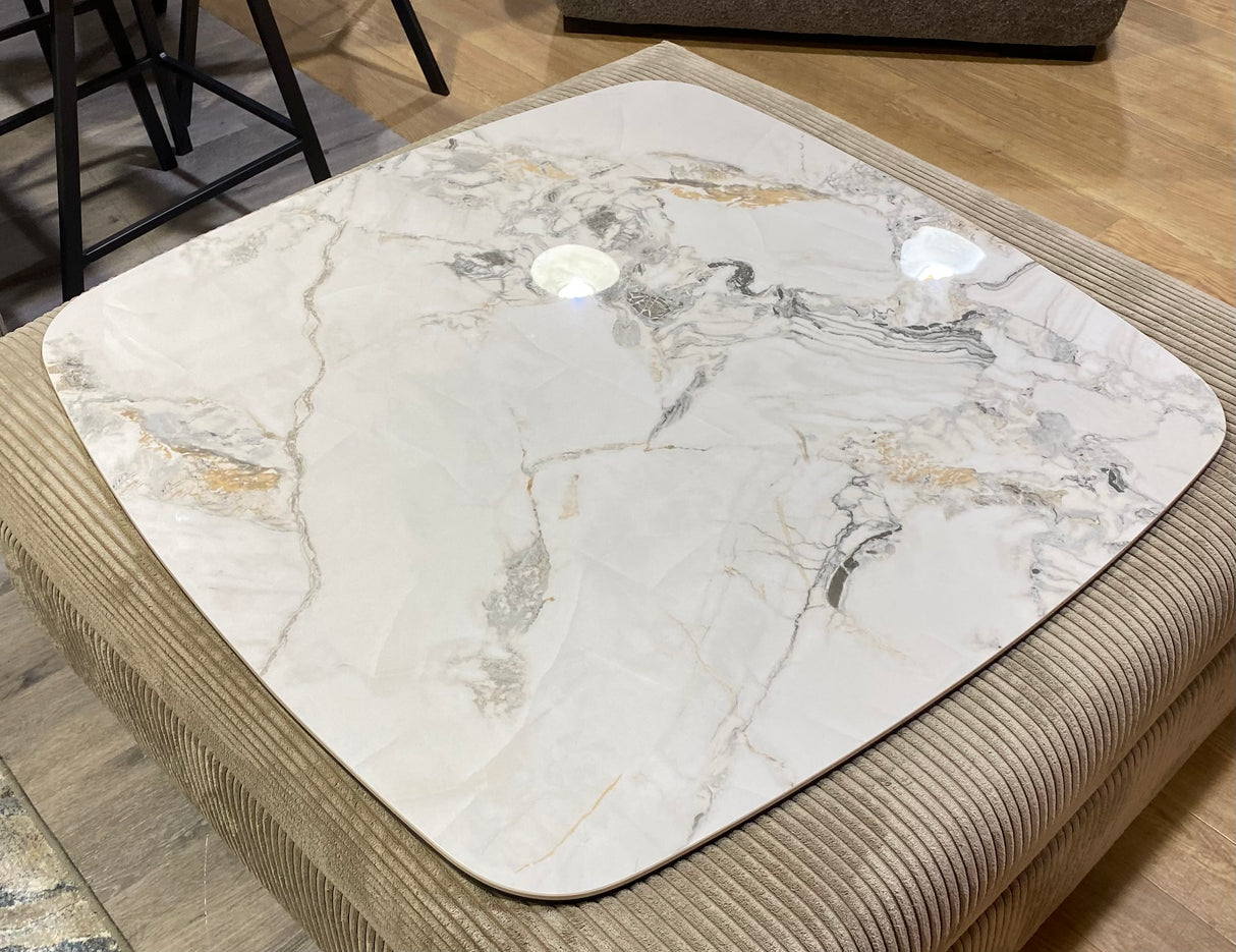 Table basse relevable noir céramique - Concept