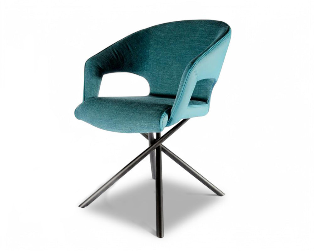 Fauteuil de table design avec pieds métal en tissu bleu - SOUFFLE d'intérieur