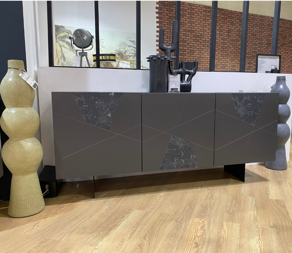 Buffet bahut enfilade laque mat gris pieds métal dans le magasin de meubles à Yerres - Souffle d'intérieur
