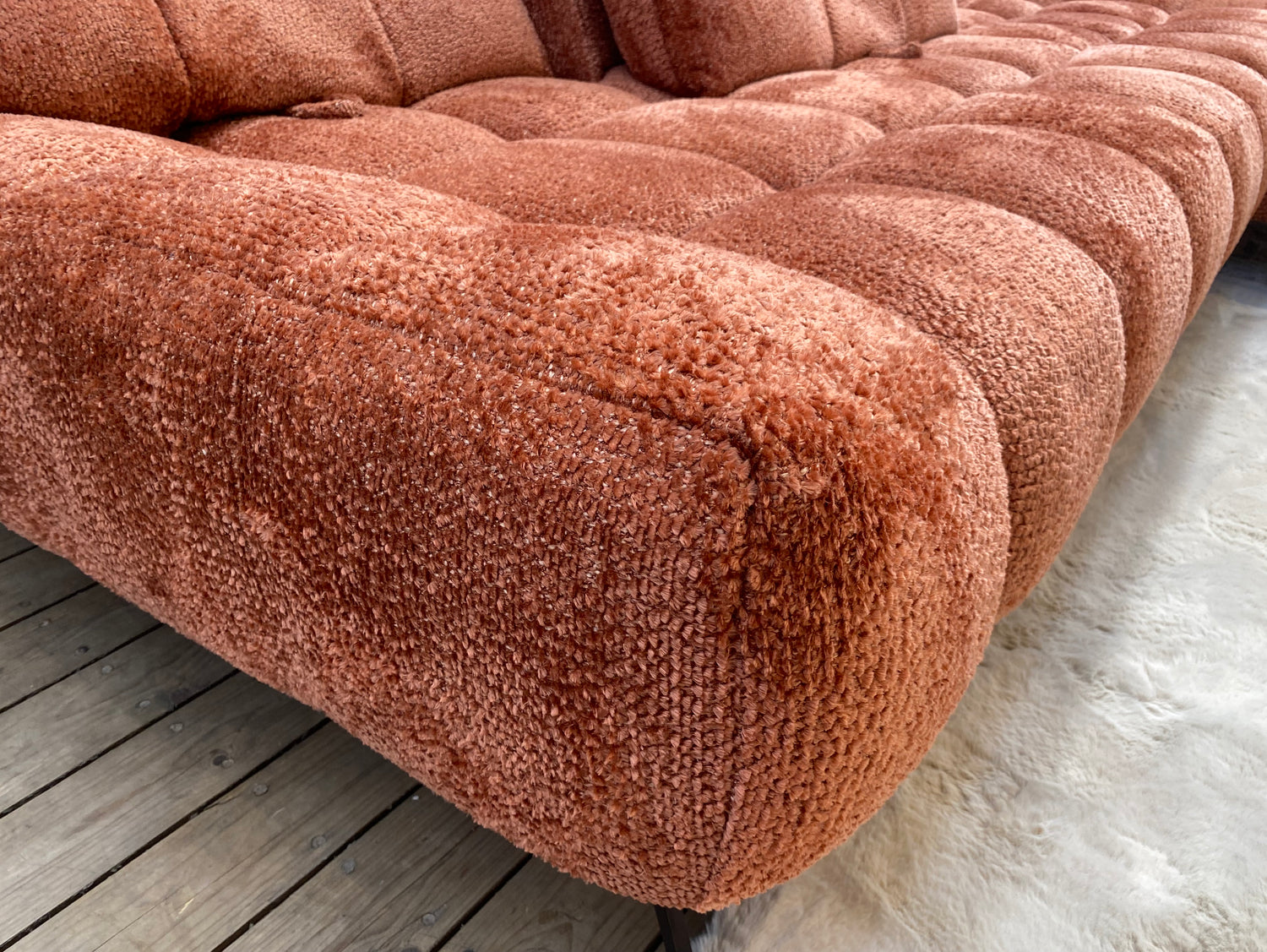 canapé d'angle avance recule en tissu bouclette terracotta