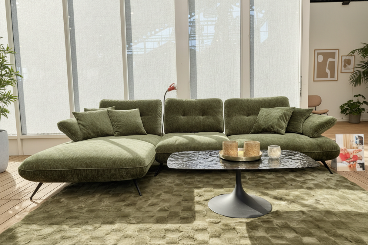 Canapé d'angle vert avec dossiers avance recule Mayni - Design haut de gamme