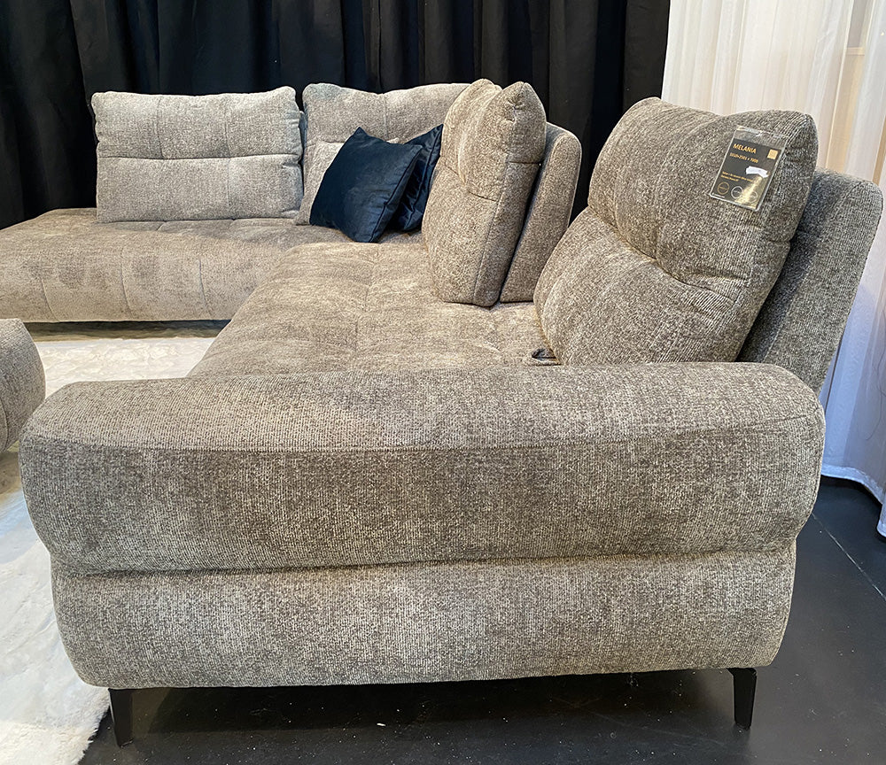 Détail dossier – Mely – tissu velours doux et résistan