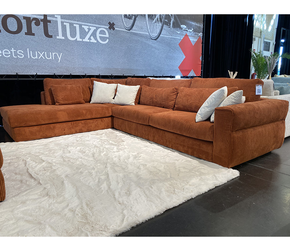 Canapé d'angle en velours cotelé brique terracotta - Confortluxe - Souffle d'intérieur