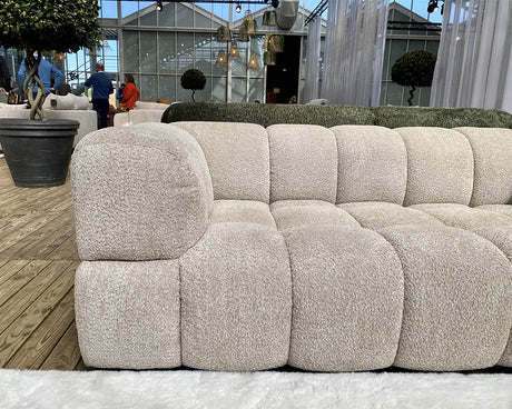 Canapé droit beige en tissu - Souffle d'intérieur