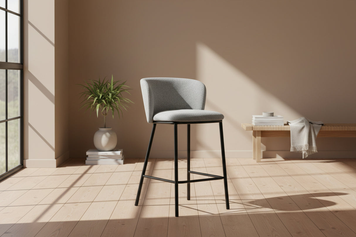 Chaise bar de cuisine gris clair - Rousseau Furniture - Souffle d'Intérieur