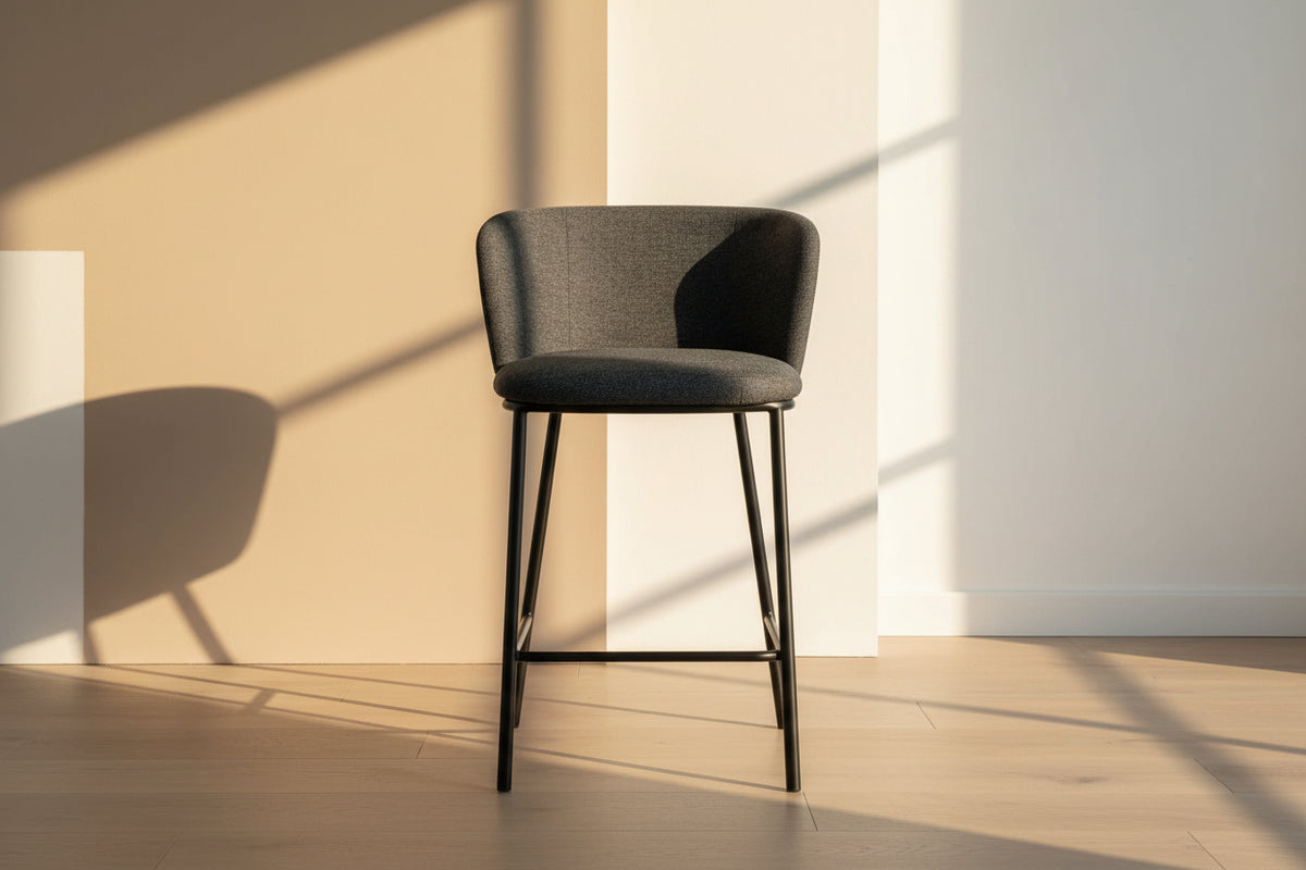 Chaise bar de cuisine gris foncé - Rousseau Furniture - Souffle d'Intérieur