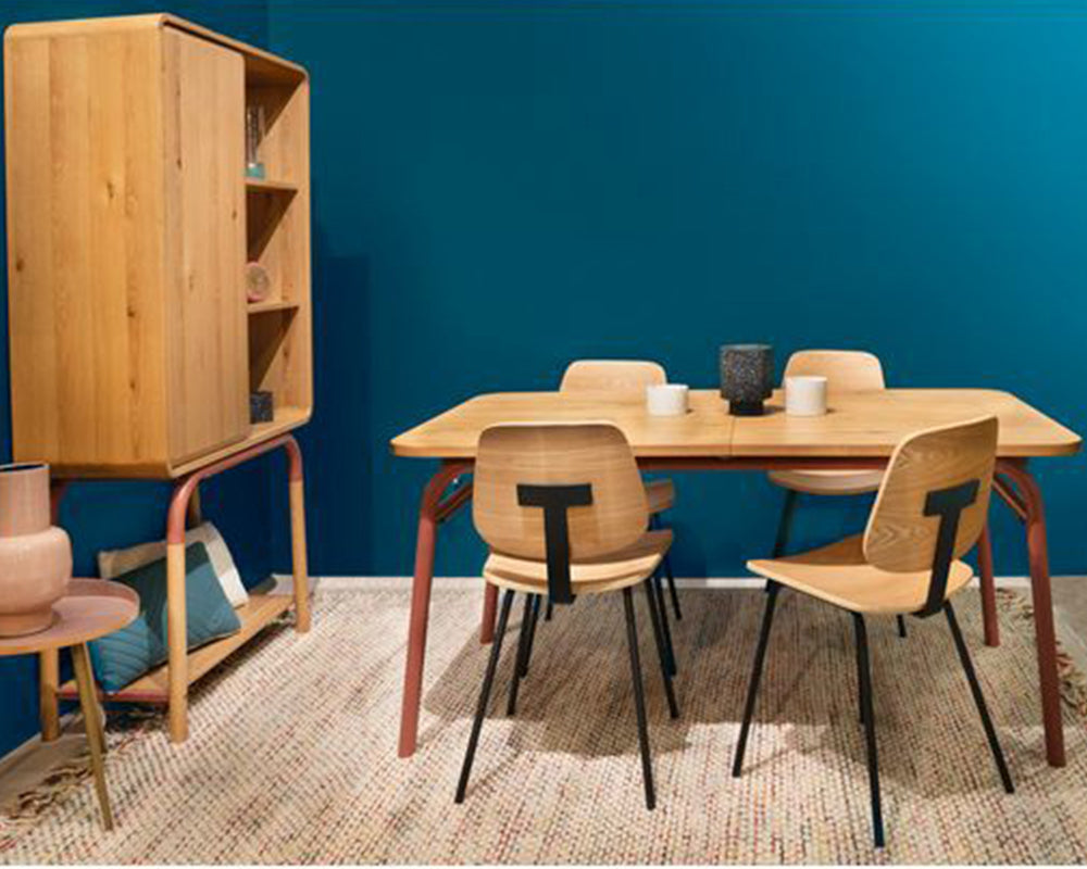 Chaise salle à manger Evy en situation – salle à manger – bois frêne vernis