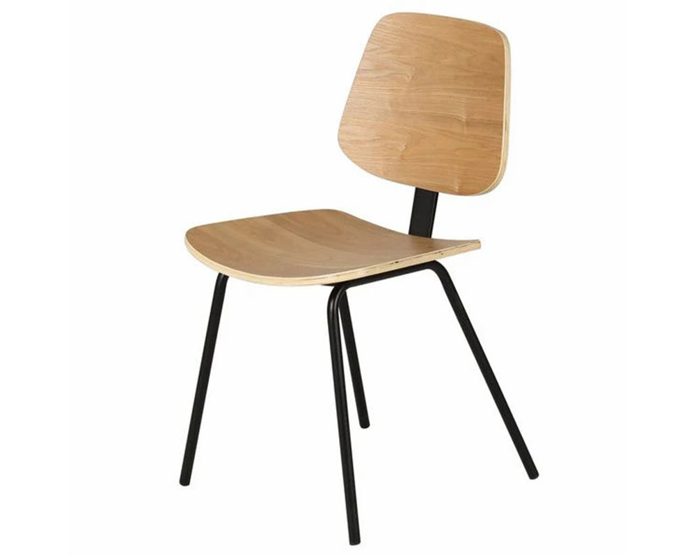 Chaise salle à manger Evy - vue 3/4 - assise placage frêne vernis