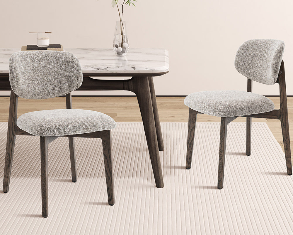 Chaise bois salle à manger Carmy en situation – salle à manger – tissu sable