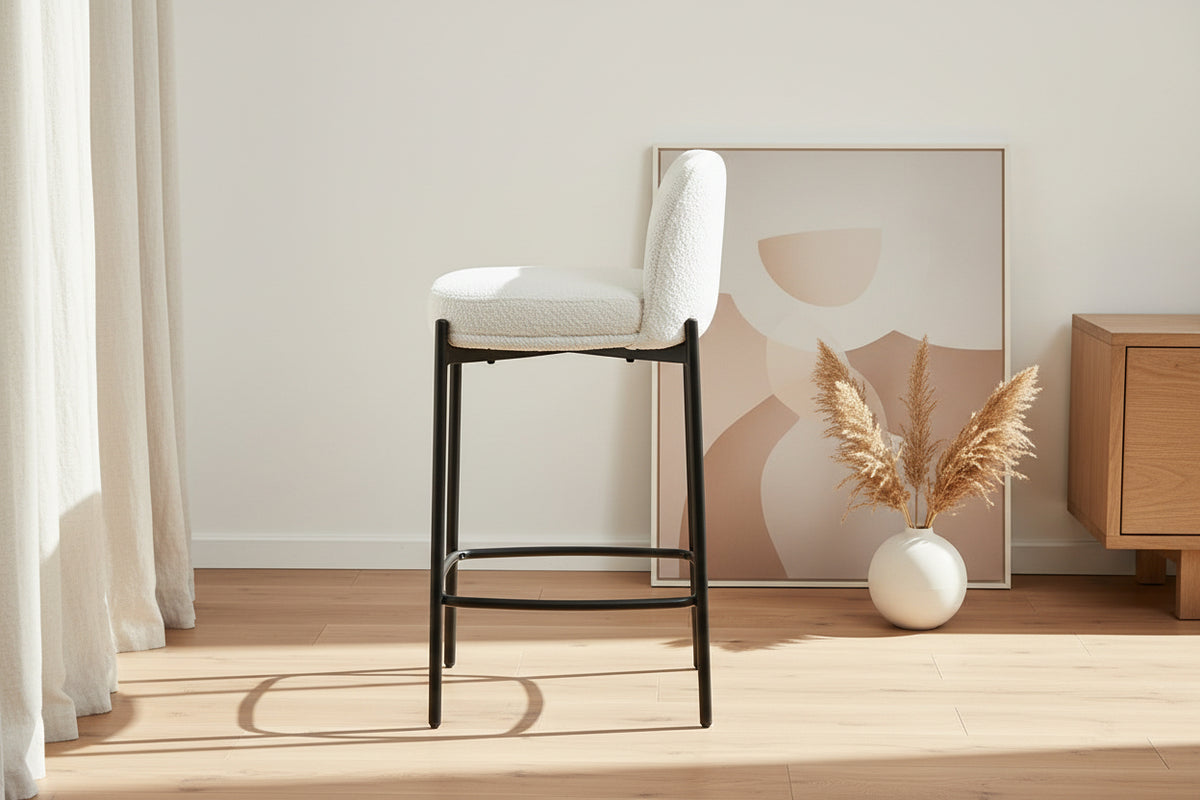 Chaise bar tissu bouclette blanc – Pieds métal noir