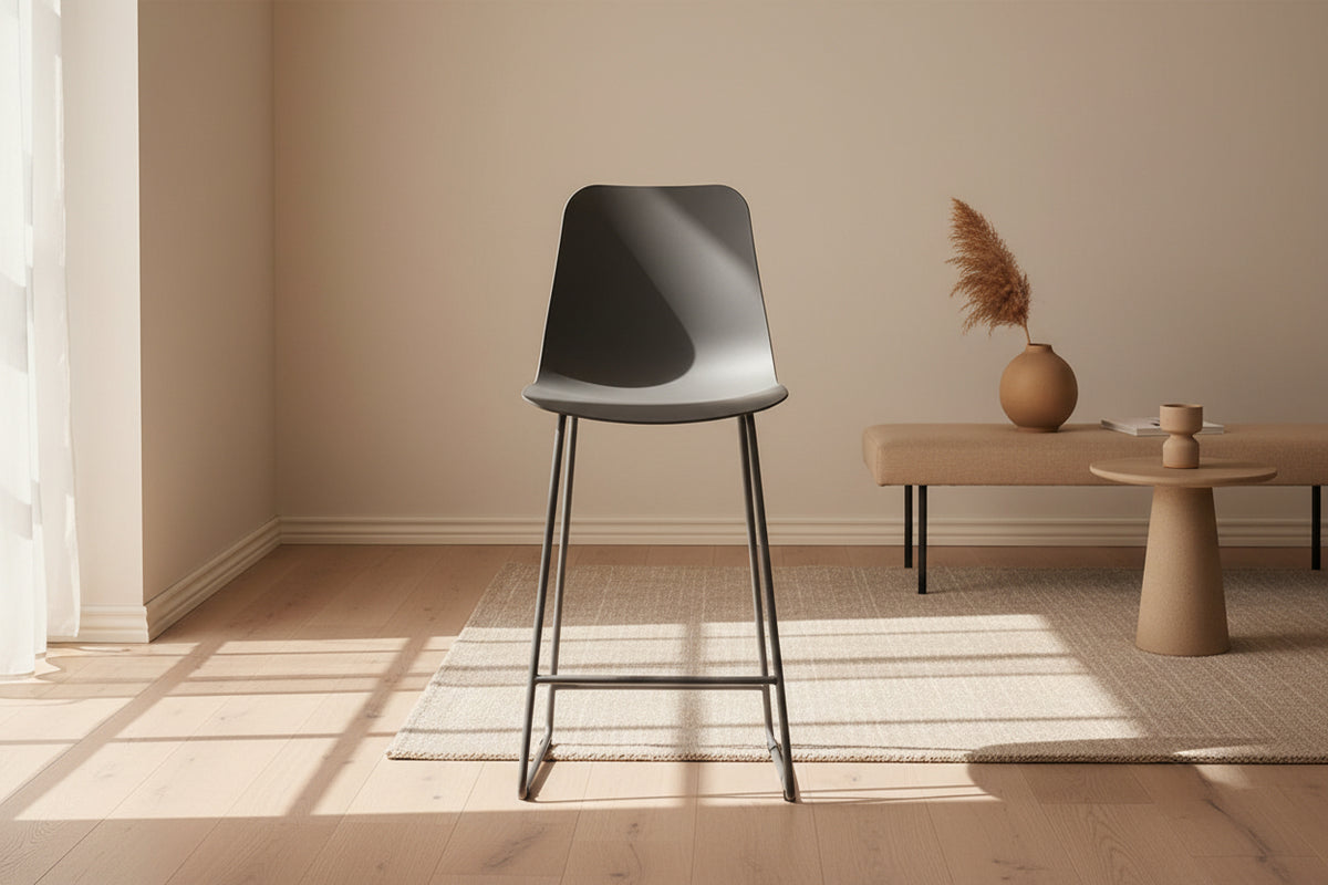 Chaise de comptoir lunch gris - Rousseau Furniture - Souffle d'Intérieur
