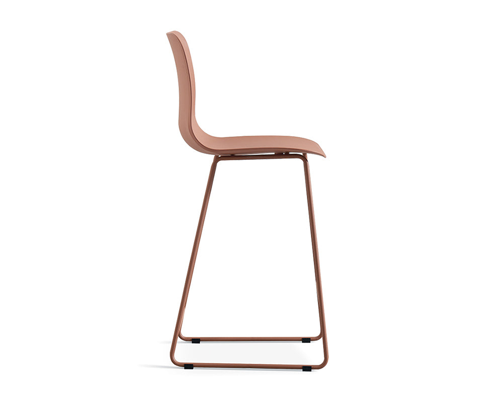 Chaise de comptoir lunch terracotta - Rousseau Furniture - Souffle d'Intérieur