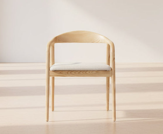 chaise fauteuil en bois avec accoudoirs