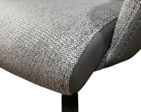 Chaise fauteuil de table pivotante gris clair pieds métal noir - Tablacasa - Souffle d'intérieur