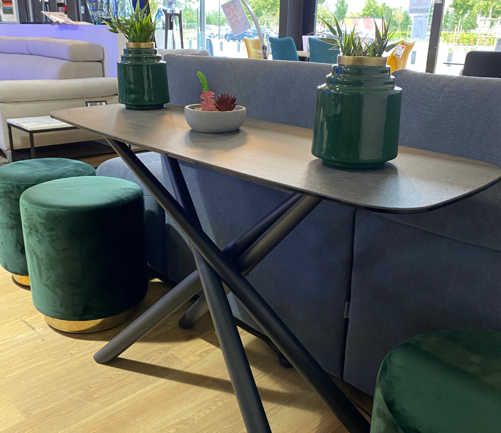 Console d'entrée en céramique grise design et pieds métal - Souffle d'intérieur