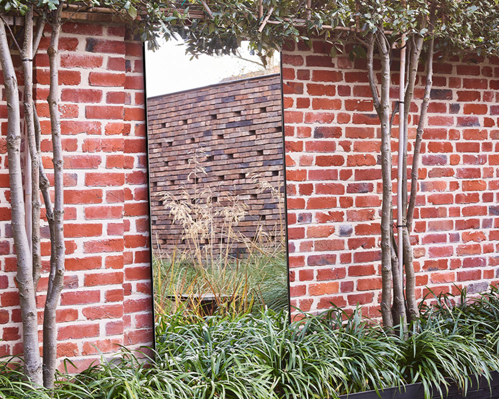 Grand miroir jardin exterieur - Deknudt mirrors - Souffle d'Intérieur