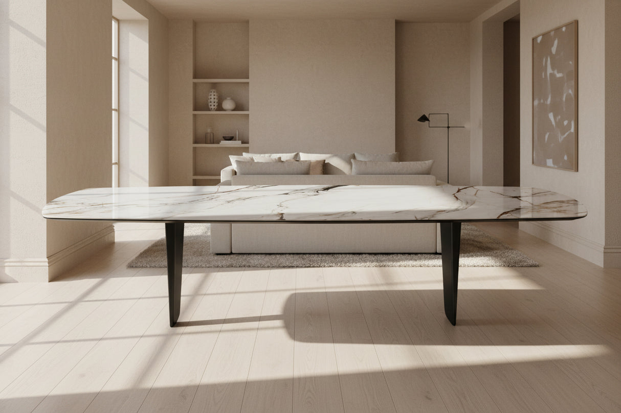 Auguste table céramique marbre brillant – vue en situation salle à manger design
