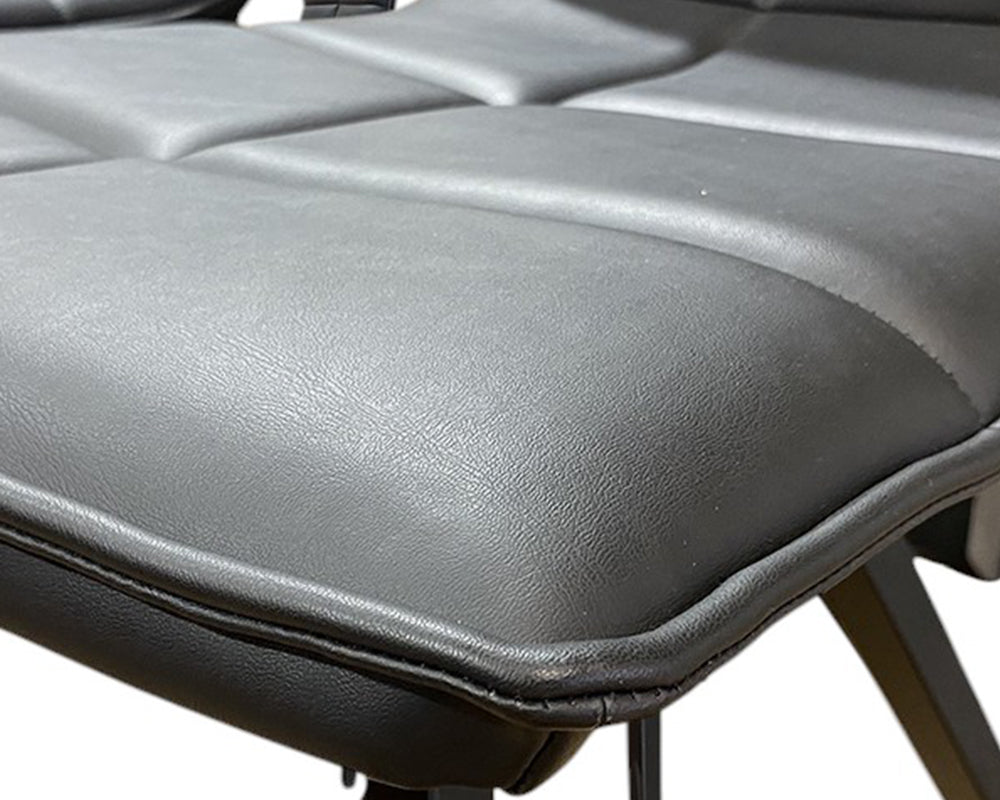 Lot de 4 chaises en cuir noir pivotante d'exposition - Souffle d'intérieur