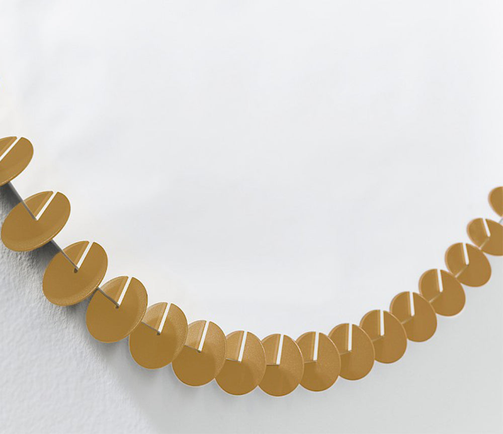 Miroir design rond avec ornement doré - Deknudt mirrors - Souffle d'Intérieur