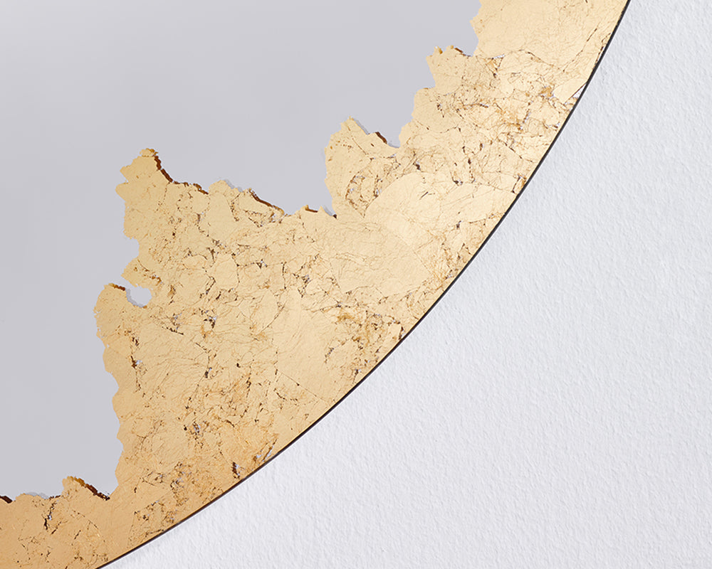 zoom sur detail miroir rond doré - Souffle d'intérieur