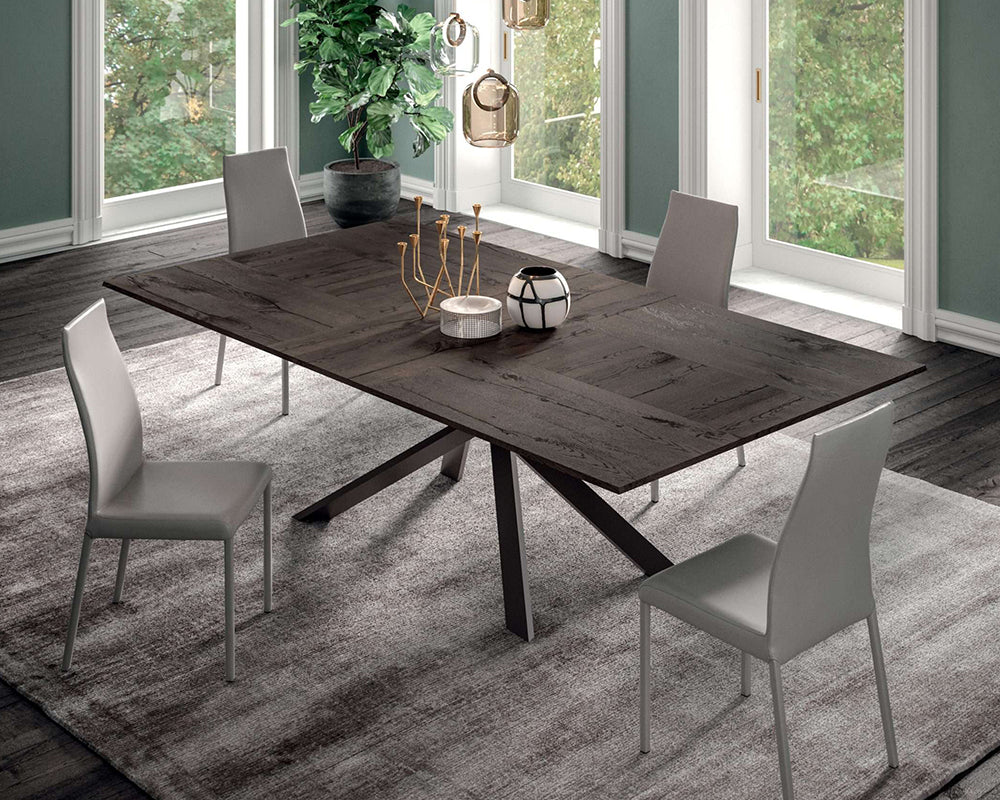 Table Quatro en situation - salle à manger - Bois noir