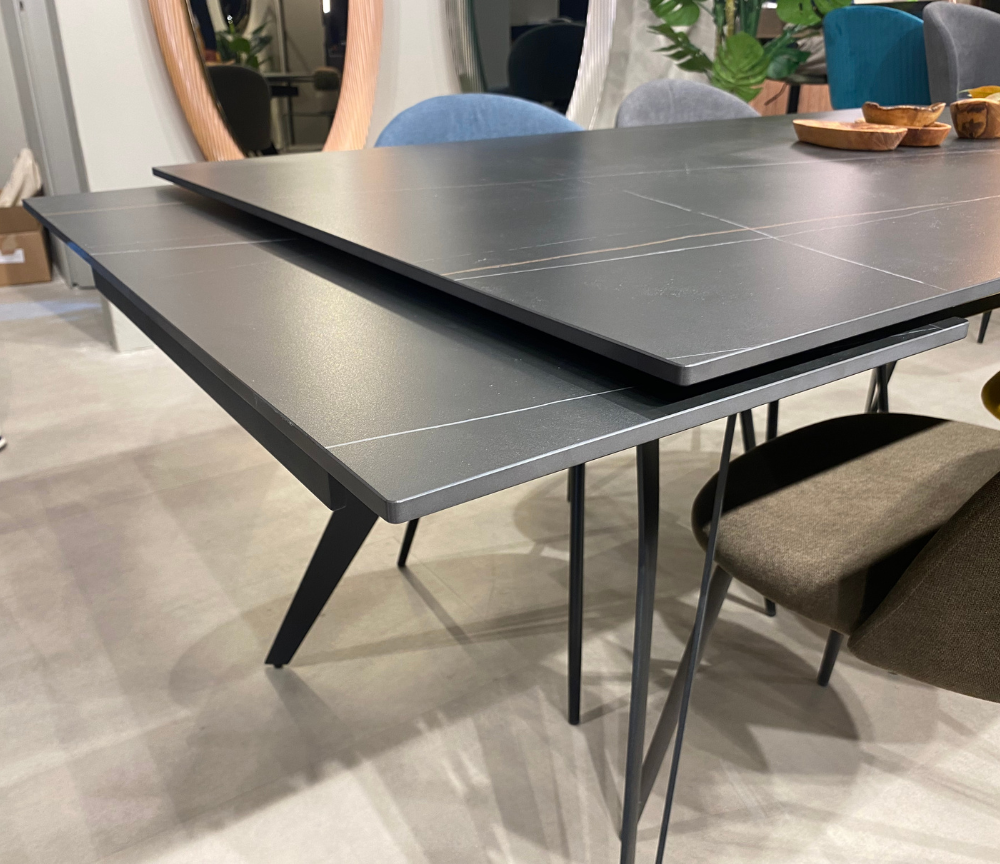 Table à manger extensible marbre noir mat céramique L 160cm - Thorus