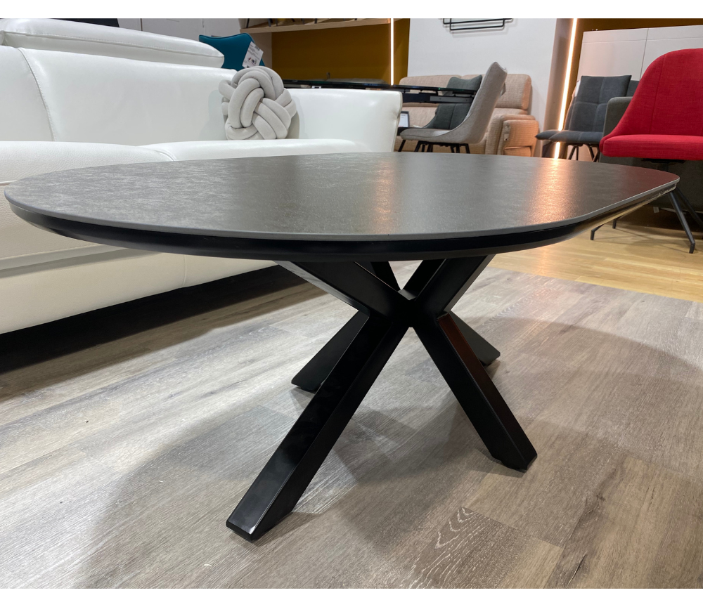 table basse ovale céramique design pieds noir métal - Magasin de meuble Souffle d'intérieur à Yerres