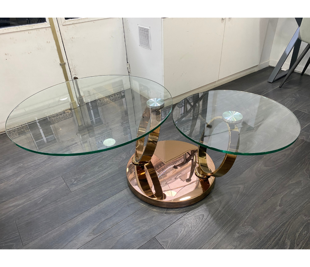 Table basse ronde Olivia en situation – salon – verre trempé transparent – ouvert