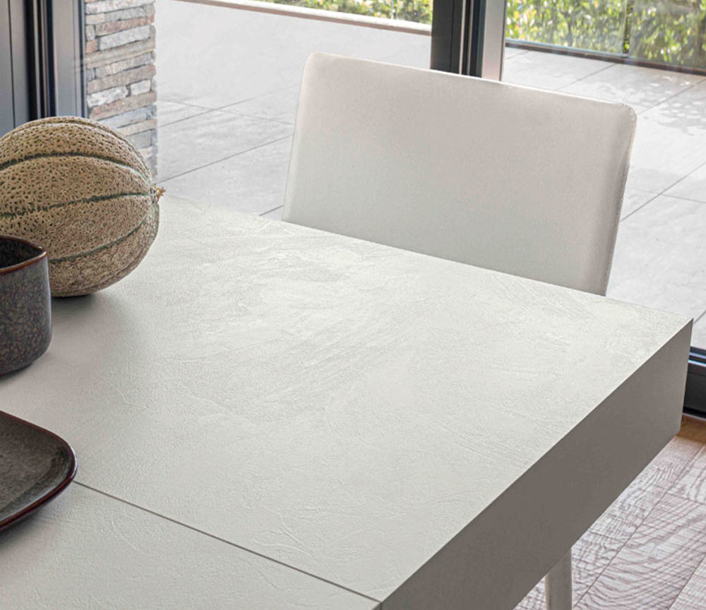 Table basse relevable extensible piston gaz effet béton Iris Altacom - Souffle d'Intérieur