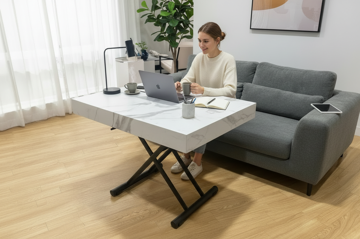 Table basse relevable en mode télétravail avec personne qui travail