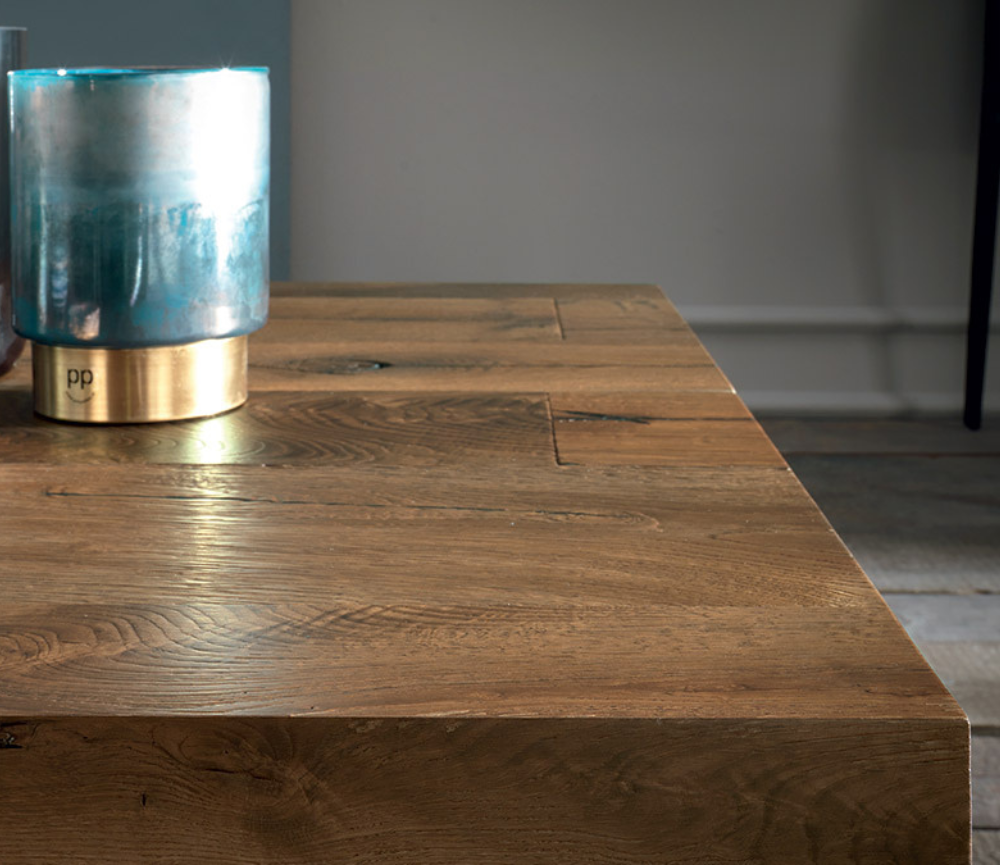 zoom sur le plateau d'une table basse relevable et extensible bois design - Altacom - Souffle d'intérieur