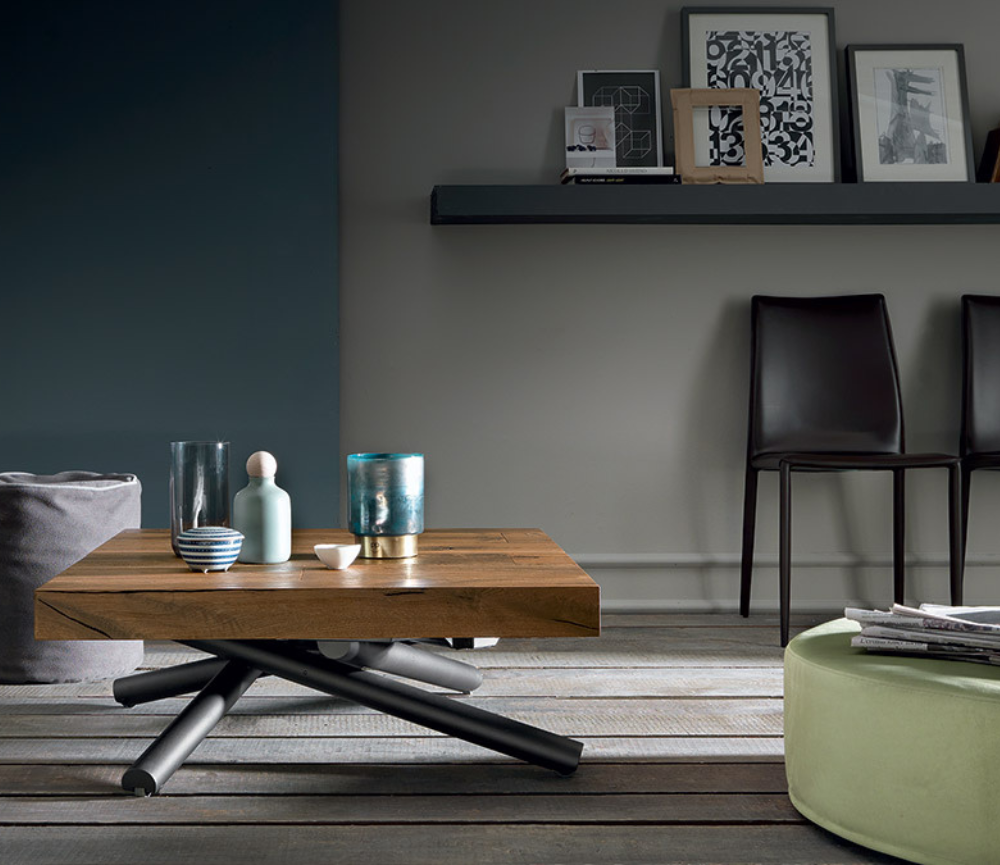 table basse relevable et extensible bois design - Altacom - Souffle d'intérieur - en ambiance dans le salon