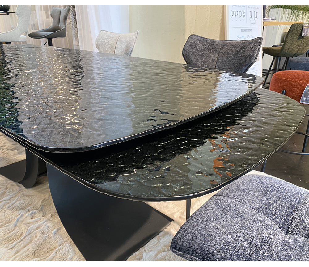 Table en verre noir extensible - Souffle d'intérieur