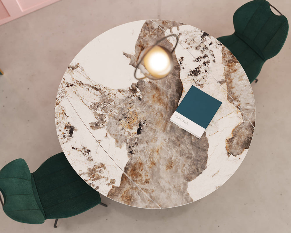 Table Austy en situation - salle à manger - céramique effet marbre Calacatta