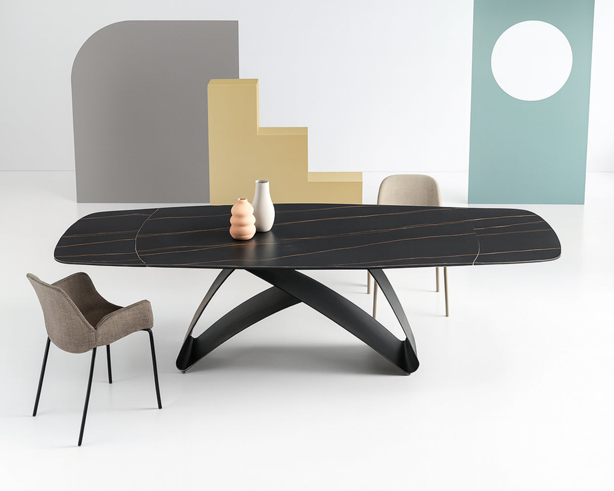 Table de repas extensible en céramique couleur marbre noir - ikonecasa - Souffle d'intérieur