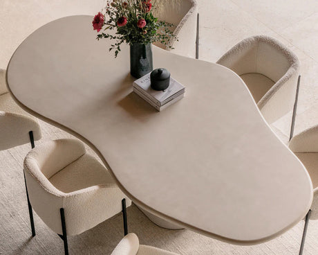 Table à manger organique béton ciré - Souffle d'intérieur