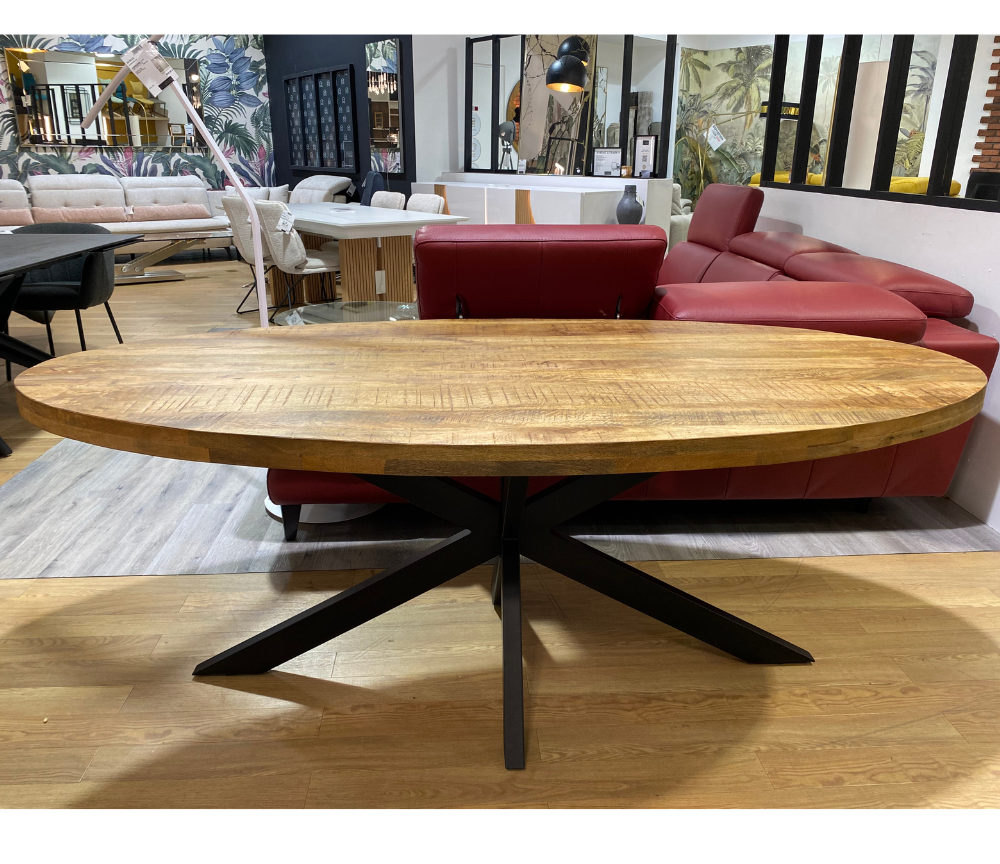 table ovale en bois massif pieds métal noir - Souffle d'intérieur
