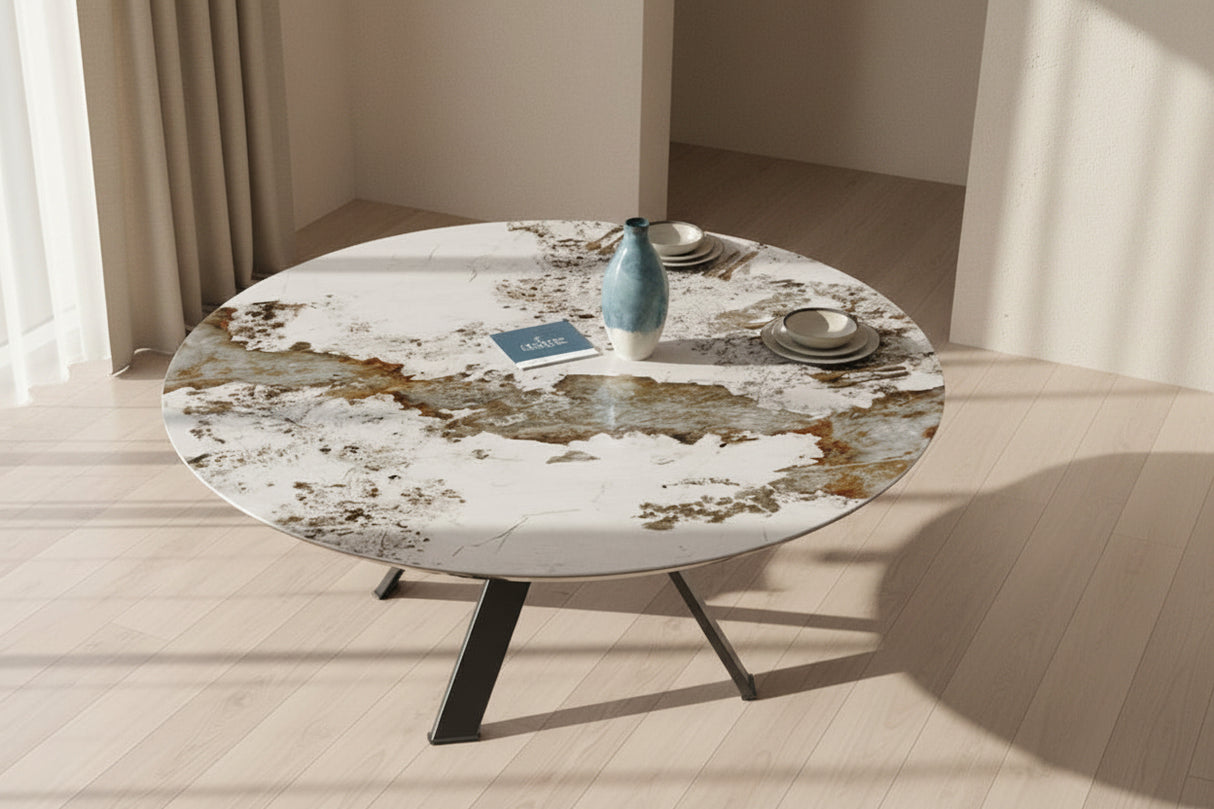 Table Austin Akante céramique marbre Calacatta extensible – vue showroom Souffle d’Intérieur Yerres