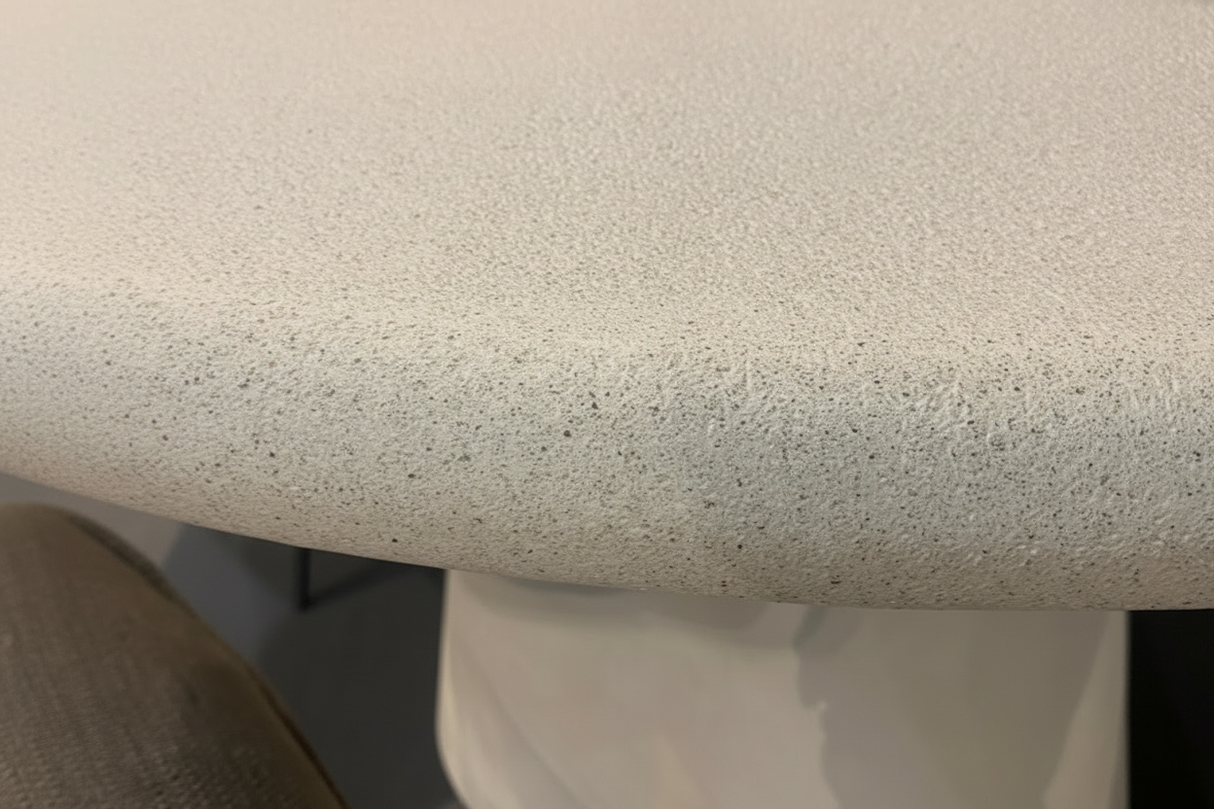 Détail plateau - Simo - MDF peint effet béton ciré