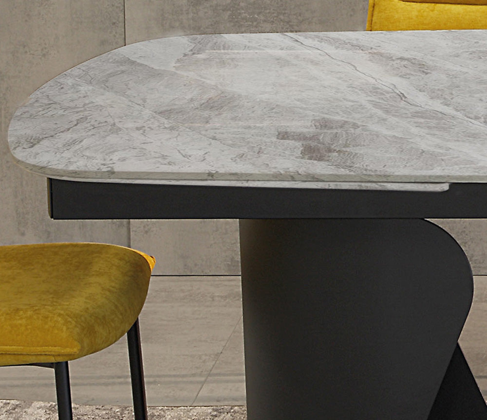 Détail piètement – Tina – métal noir