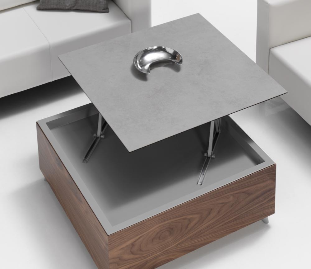 Table basse céramique grise carré avec plateau relevable et structure en bois noyer - Souffle d'intérieur