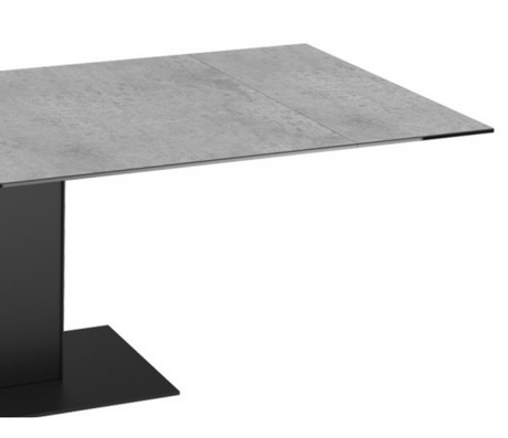 Table céramique extensible gris clair rectangulaire et pieds central en metal noir - Souffle d'intérieur