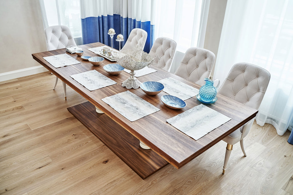 Quelles dimensions choisir pour une table de salle à manger ?