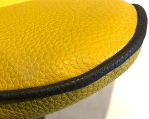 Chaise pivotante pieds metal jaune design - Souffle d'intérieur