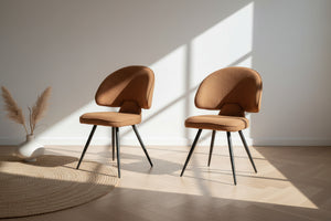 Chaise Cléopâtre tissu bouclé terracotta pieds métal noir