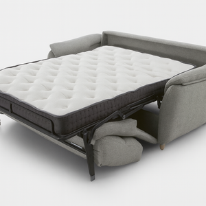 canapé convertible gris clair en position ouverte sur fond blanc