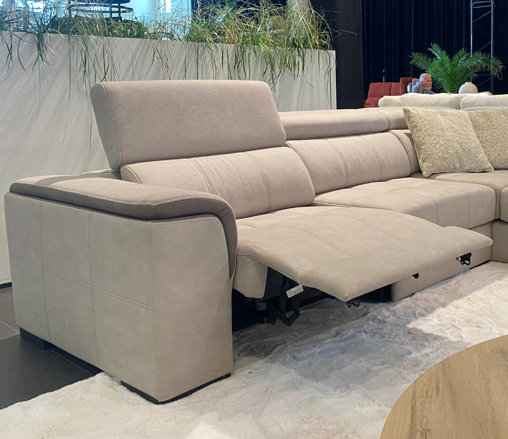 Canapé d'angle relaxation électrique en tissu gris clair design contemporain - Souffle d'intérieur