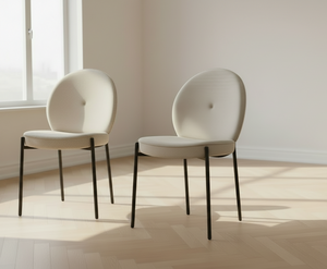 Chaise Cardiff Akante tissu blanc cassé pieds métal