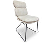 chaise beige pieds noir de salle à manger - Souffle d'intérieur