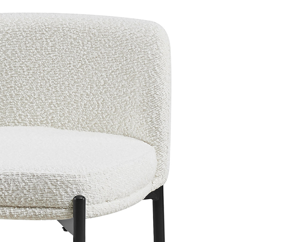 Chaise de bar tissu bouclette blanc – zoom sur le tissu de l'assise
